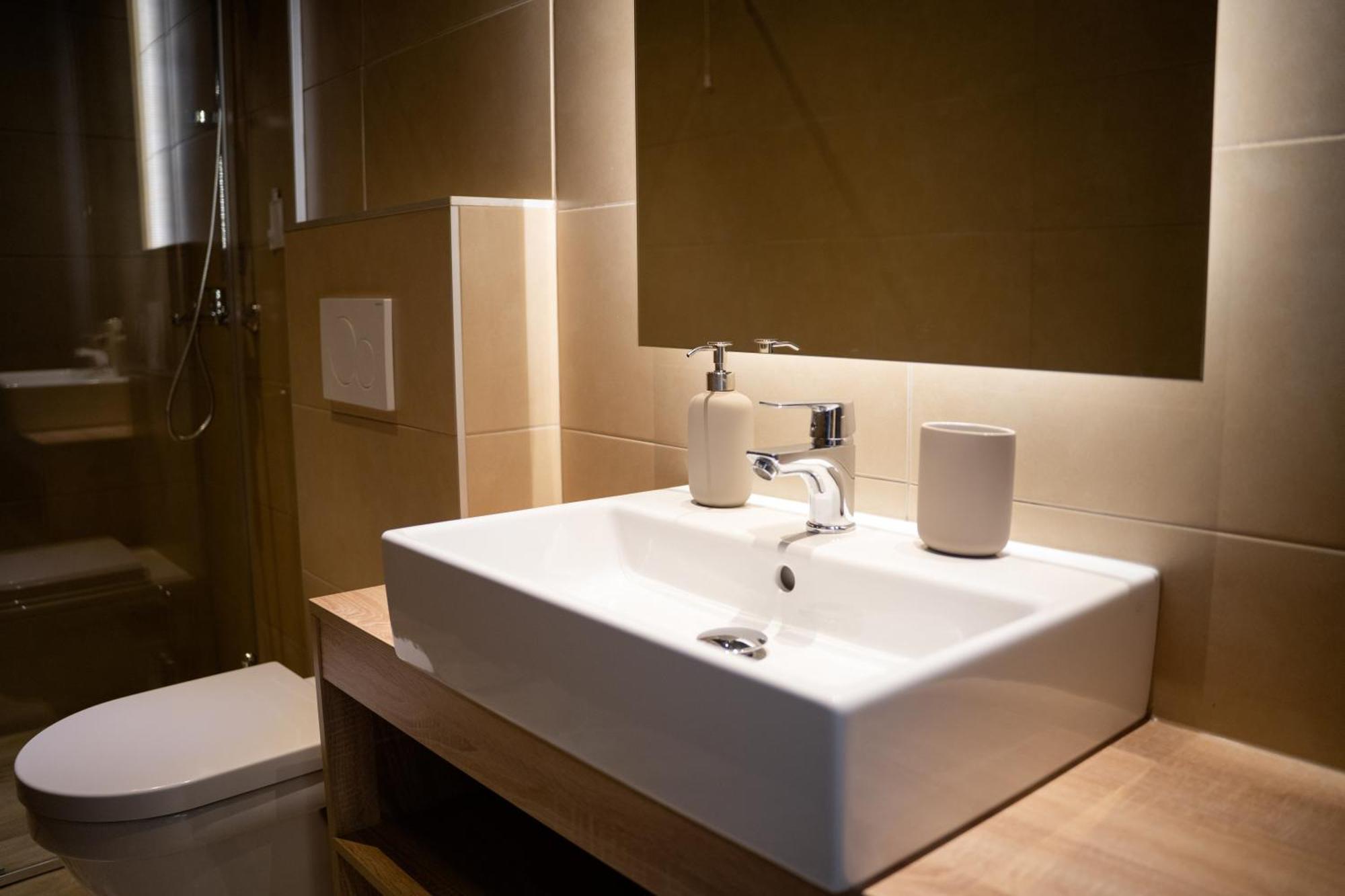 Olivia Rooms Beograd Ngoại thất bức ảnh