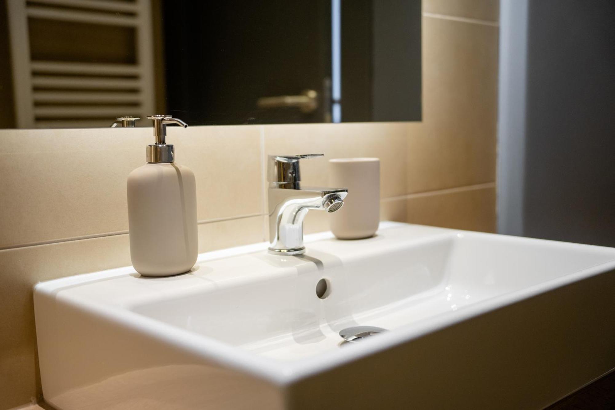 Olivia Rooms Beograd Ngoại thất bức ảnh